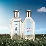 Tommy Hilfiger – Tommy Eau de Toilette 100 ml – Perfume for Men – Fougère Fragrance – Citrus and Fruity Notes – Transparent Glass Bottle